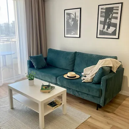 Nr 12 - Wakacyjna 5 * Mielno (Koszalin)