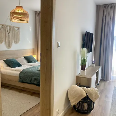 Nr 12 - Wakacyjna 5 * Mielno (Koszalin)